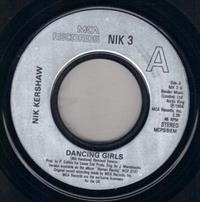 DANCING GIRLS / SHE CRIES