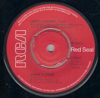 ANNIES SONG / SERENADE (push out centre)